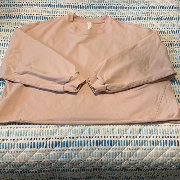 Lululemon LA Oversized Boxy Crew - Picture 2 of 5